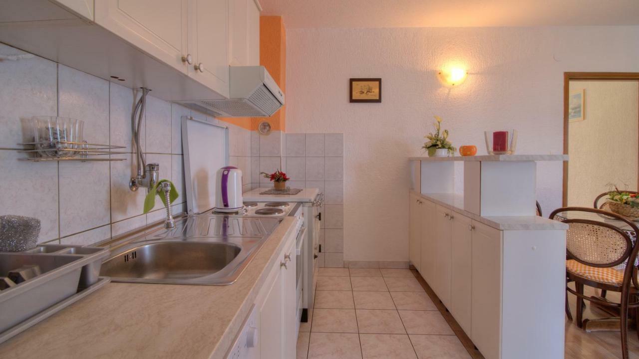 Apartment Mirakul Сень Экстерьер фото